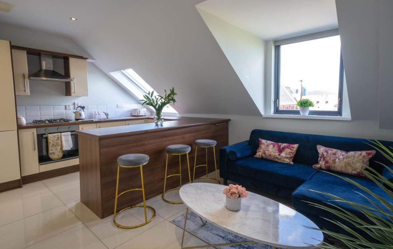 Three Bed Apartment Sleeps 5 In Botanic Belfast Bagian luar foto